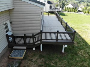 Timbertech PVC French White Oak deck with American Walnut border and railings &#8211; Pottstown PA